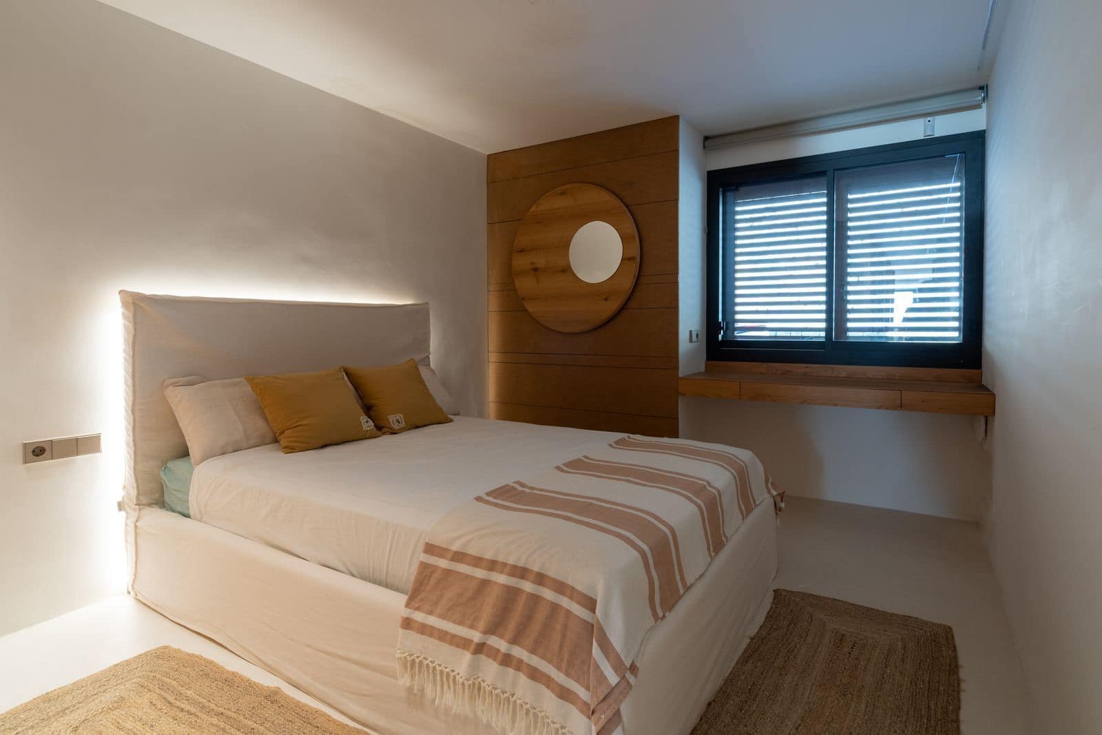 3 sypialnia Willa na sprzedaż w Cala Tarida z basenem garażem - 1 600 000 € (Ref: 9939297)