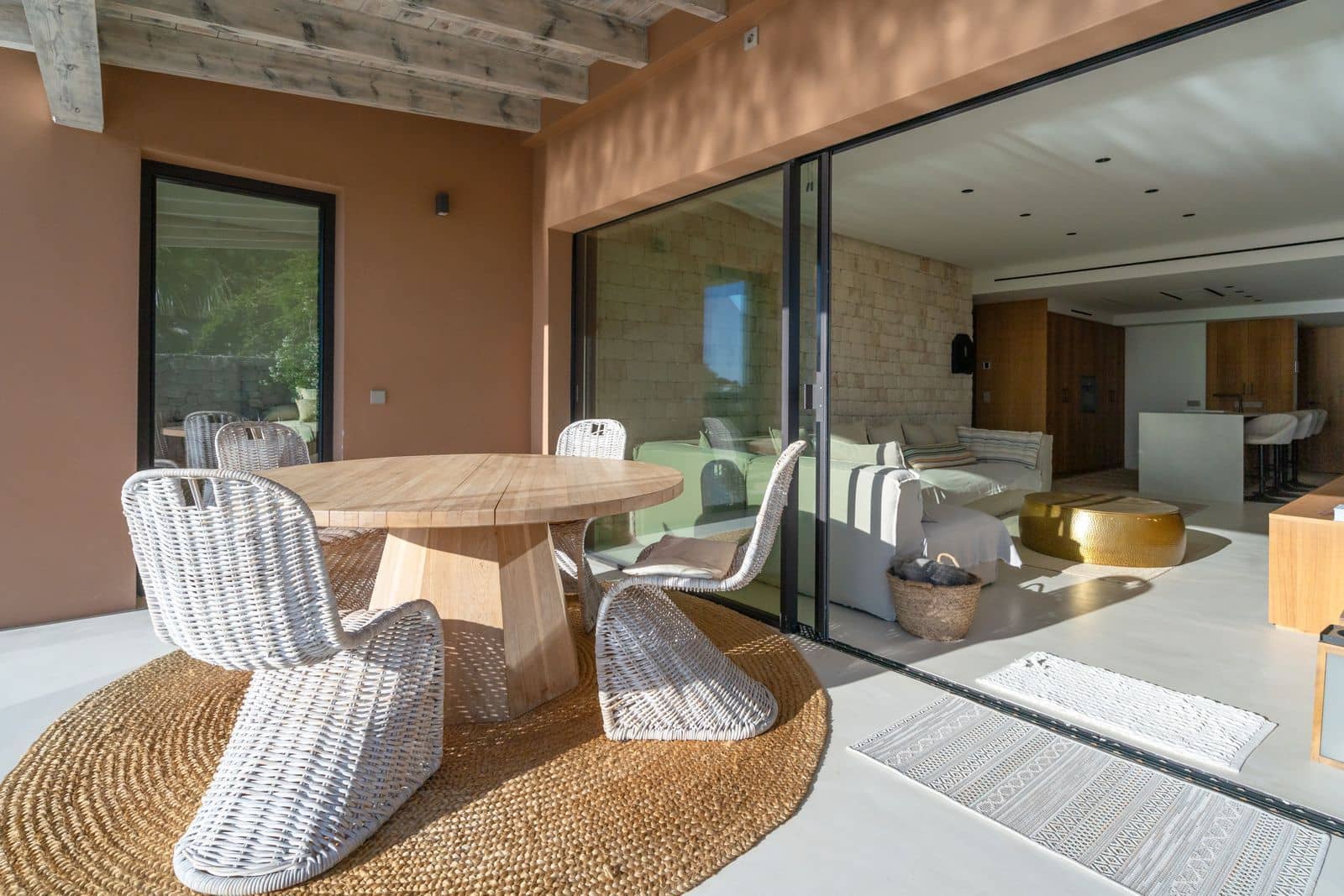 3 sypialnia Willa na sprzedaż w Cala Tarida z basenem garażem - 1 600 000 € (Ref: 9939297)