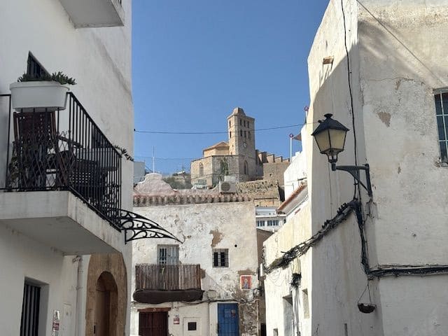 2 soveværelse Villa til salg i Ibiza by - € 650.000 (Ref: 9976742)