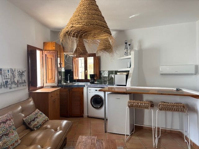 2 soveværelse Villa til salg i Ibiza by - € 650.000 (Ref: 9976742)