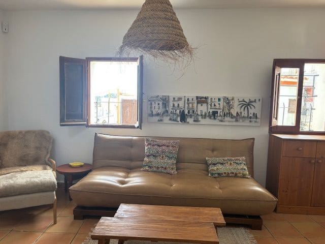 2 soveværelse Villa til salg i Ibiza by - € 650.000 (Ref: 9976742)