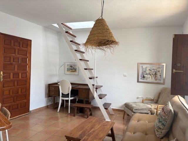 2 soveværelse Villa til salg i Ibiza by - € 650.000 (Ref: 9976742)
