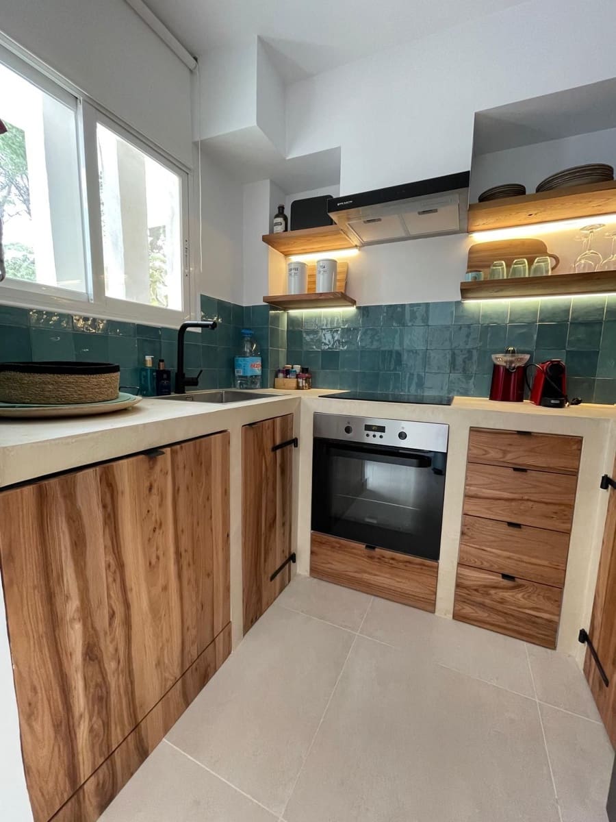 1 soveværelse Lejlighed til salg i Sant Joan de Labritja med swimmingpool garage - € 495.000 (Ref: 9984297)