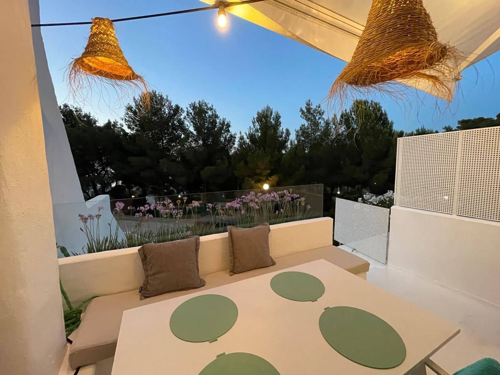 1 soveværelse Lejlighed til salg i Sant Joan de Labritja med swimmingpool garage - € 495.000 (Ref: 9984297)