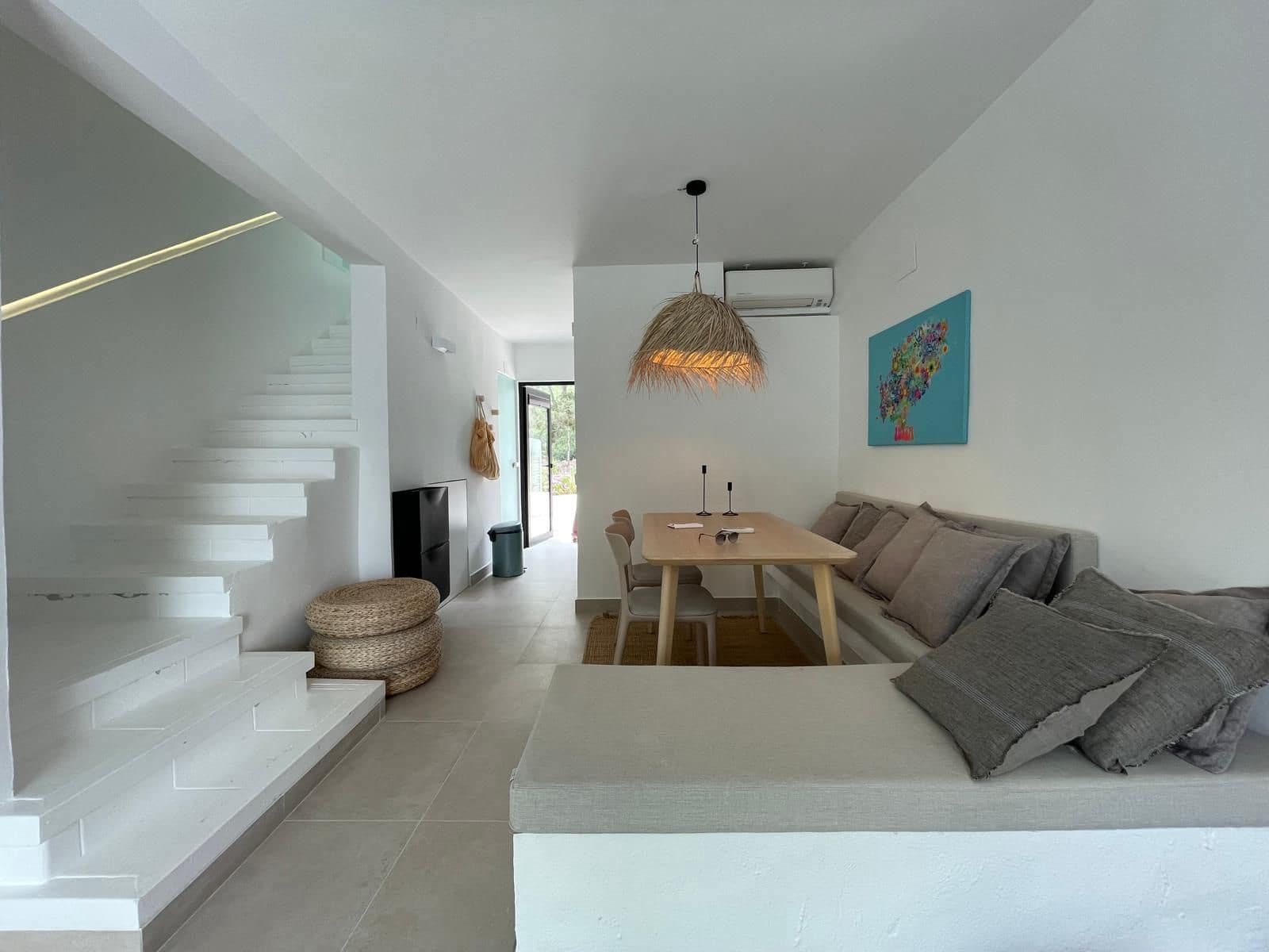 1 soveværelse Lejlighed til salg i Sant Joan de Labritja med swimmingpool garage - € 495.000 (Ref: 9984297)
