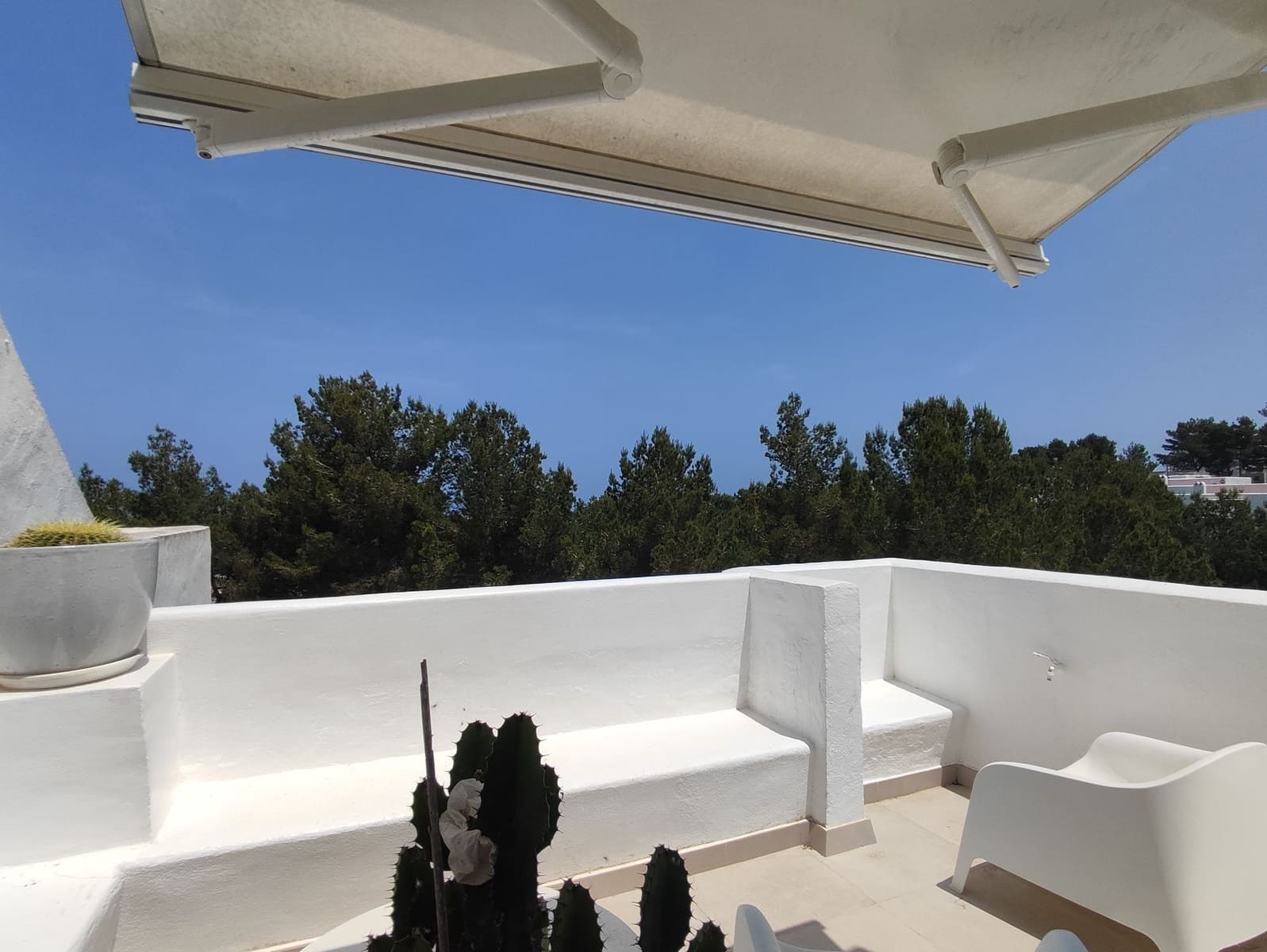 1 soveværelse Lejlighed til salg i Sant Joan de Labritja med swimmingpool garage - € 495.000 (Ref: 9984297)