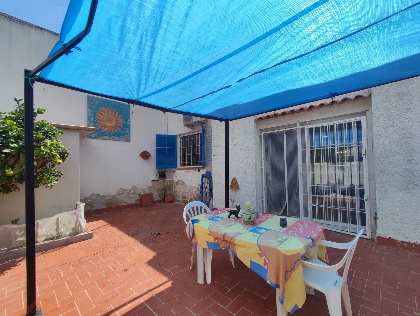3 slaapkamer Villa te koop in Cala Tarida met garage - € 495.000 (Ref: 9998013)