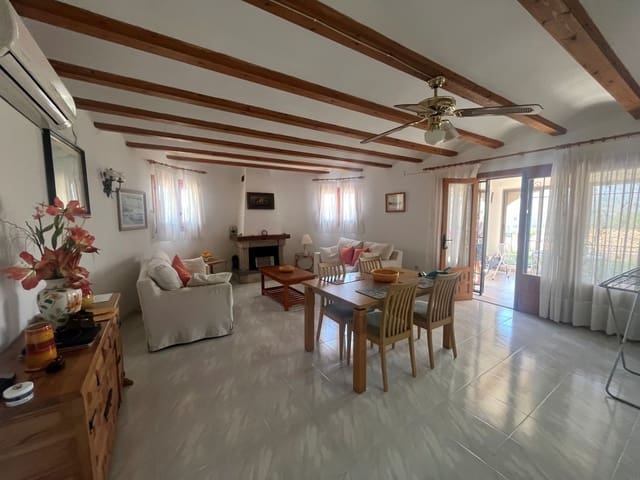3 Zimmer Villa zu verkaufen in Calpe / Calp mit Pool Garage - 495.000 € (Ref: 10021919)