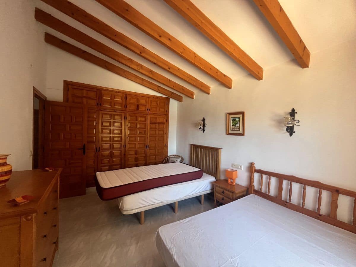 3 Zimmer Villa zu verkaufen in Calpe / Calp mit Pool Garage - 495.000 € (Ref: 10021919)