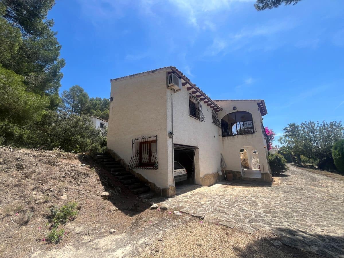 3 Zimmer Villa zu verkaufen in Calpe / Calp mit Pool Garage - 495.000 € (Ref: 10021919)