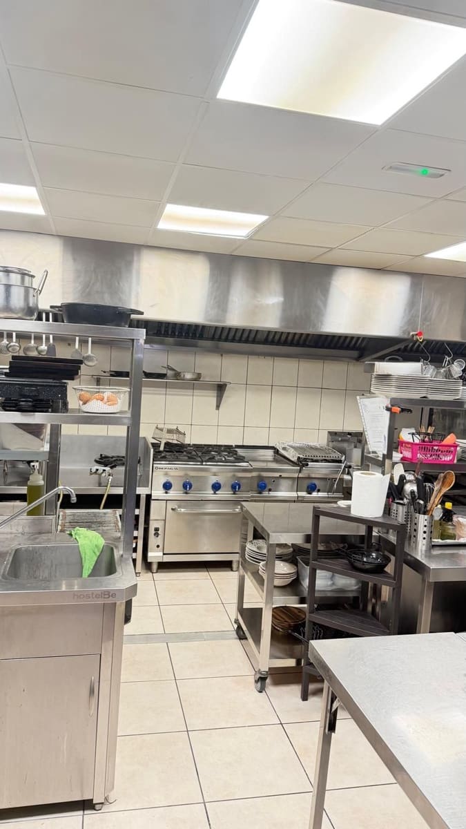 Kommersiell att hyra i Calpe / Calp - 3 670 € (Ref: 10061184)