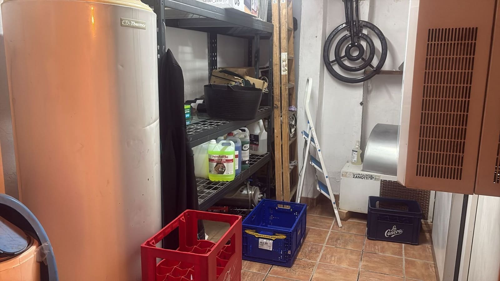 Kommersiell att hyra i Calpe / Calp - 3 670 € (Ref: 10061184)