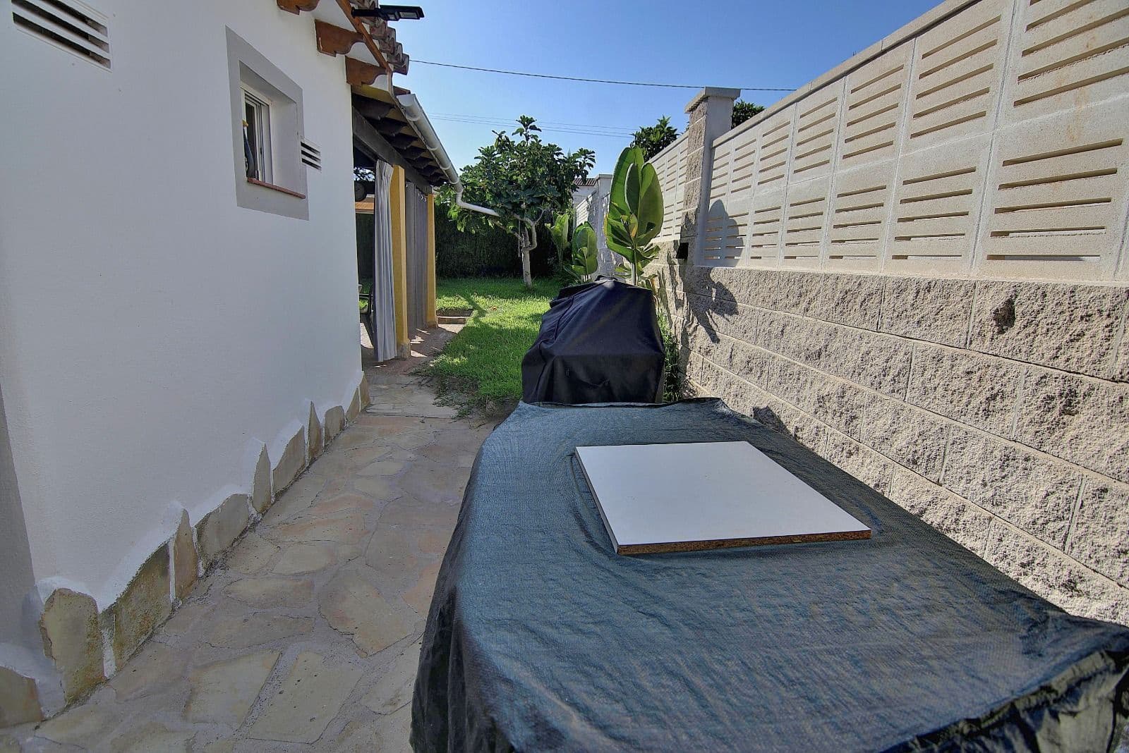 Bungalow de 2 habitaciones en Calpe / Calp en venta con piscina garaje - 260.000 € (Ref: 10108627)