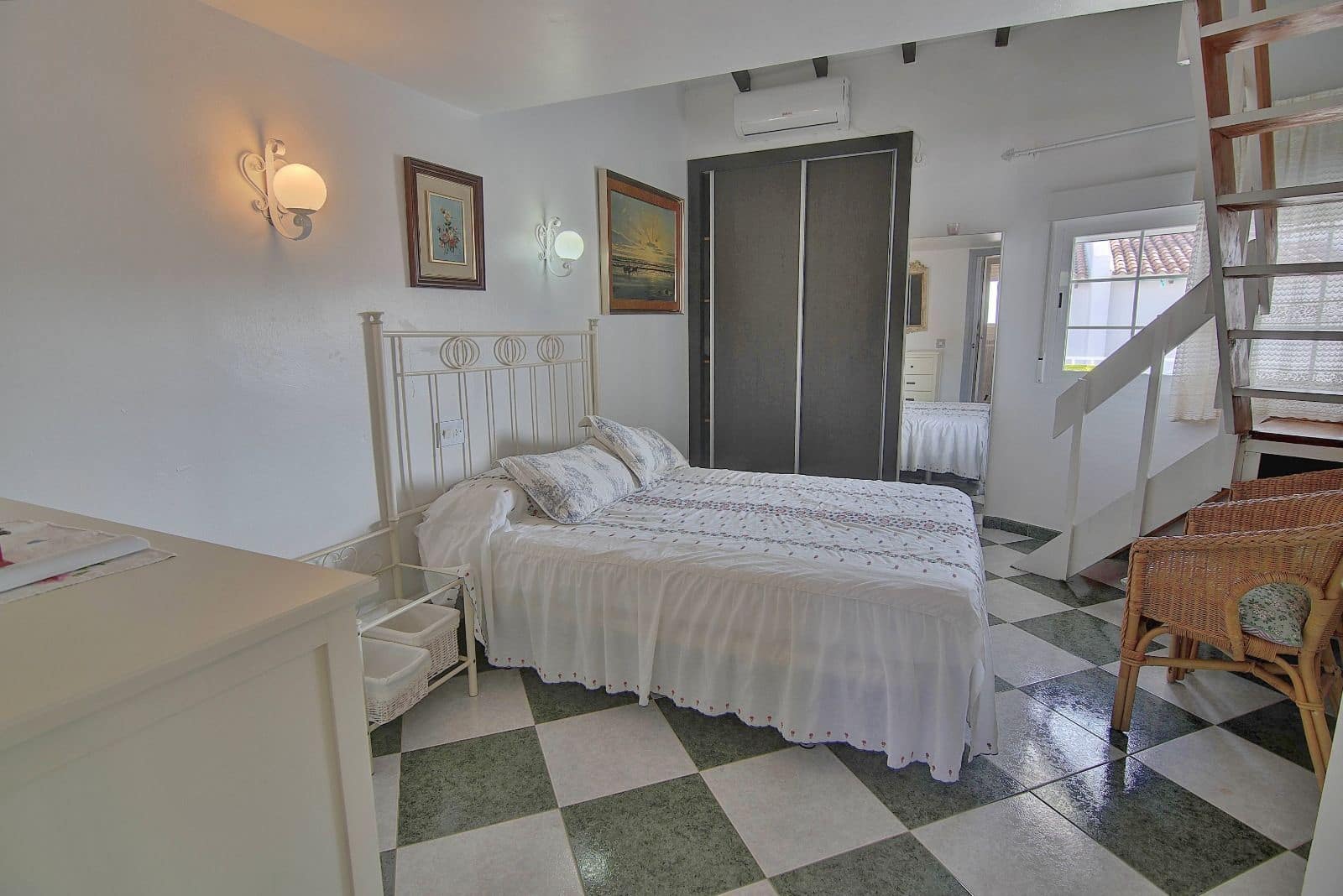 Bungalow de 2 habitaciones en Calpe / Calp en venta con piscina garaje - 260.000 € (Ref: 10108627)