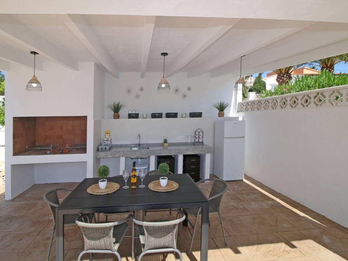 2 soveværelse Villa til salg i Calpe / Calp med swimmingpool garage - € 368.000 (Ref: 10127629)