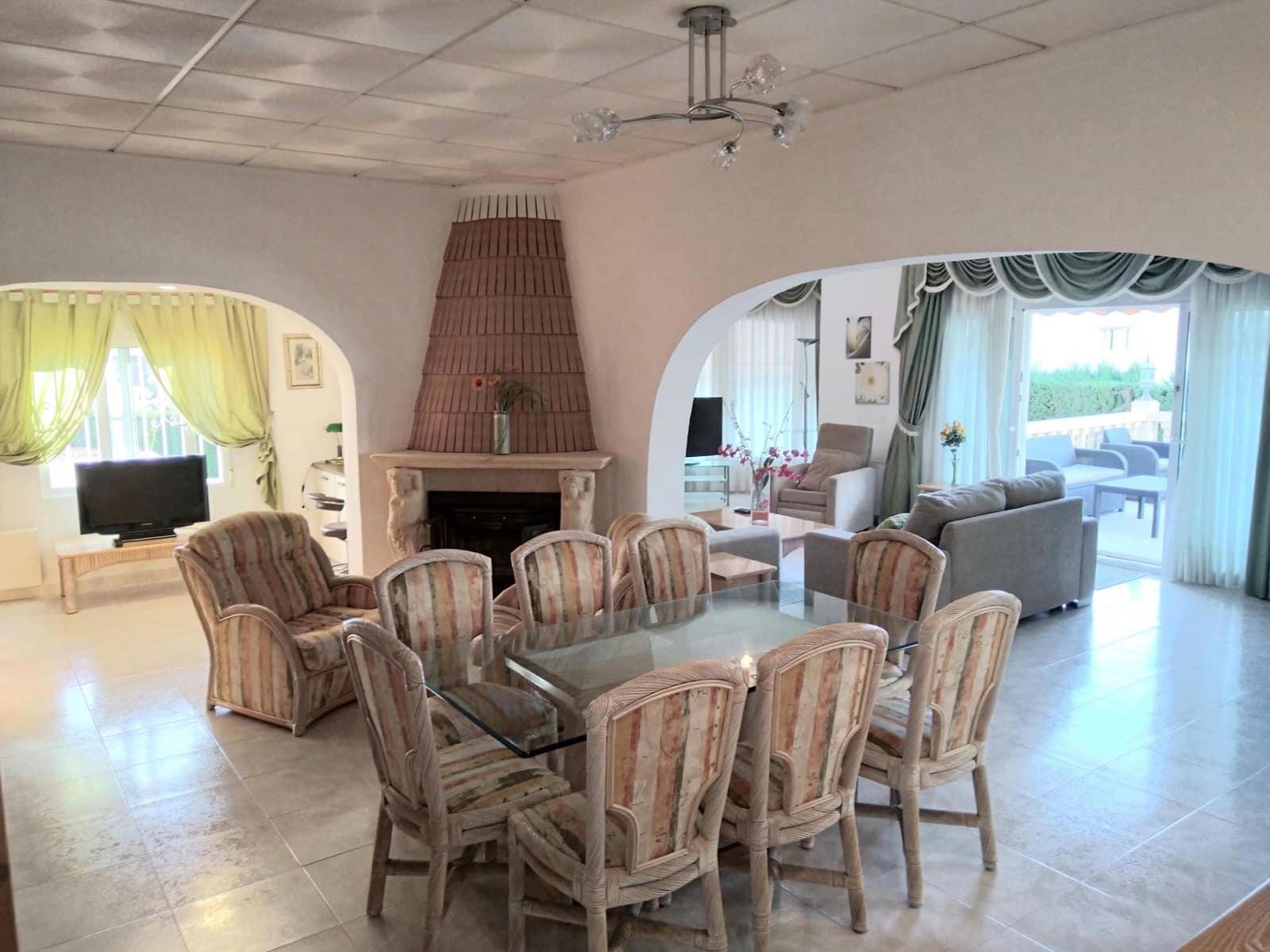 4 Zimmer Villa zu verkaufen in Calpe / Calp mit Pool Garage - 650.000 € (Ref: 5586018)