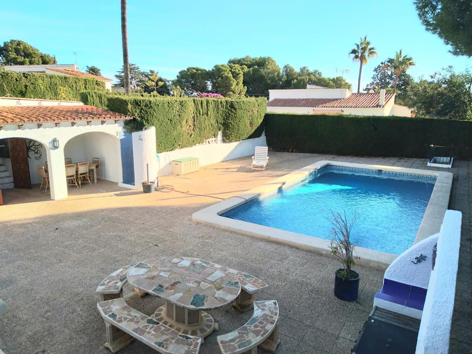 4 Zimmer Villa zu verkaufen in Calpe / Calp mit Pool Garage - 650.000 € (Ref: 5586018)