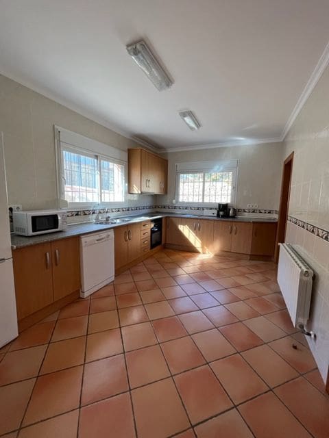 4 slaapkamer Villa te koop in Calpe / Calp met zwembad garage - € 672.000 (Ref: 5586125)