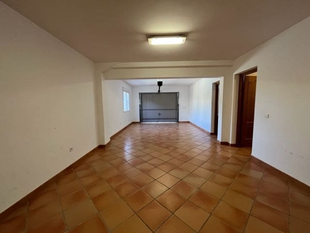 4 slaapkamer Villa te koop in Calpe / Calp met zwembad garage - € 672.000 (Ref: 5586125)