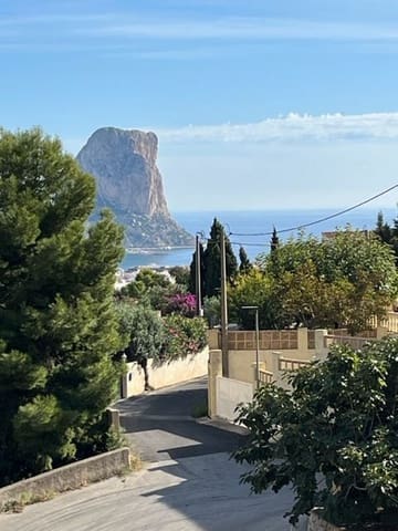 4 slaapkamer Villa te koop in Oltamar - Cucarres, Calpe / Calp met zwembad garage - € 672.000 (Ref: 5586125)