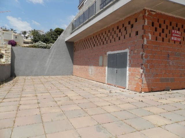 Komercyjne na sprzedaż w Canuta, Calpe / Calp z basenem garażem - 215 000 € (Ref: 5586142)