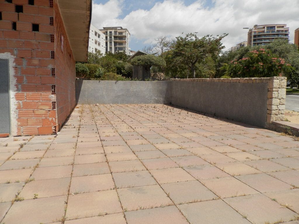 Erhverv til salg i Calpe / Calp med swimmingpool garage - € 215.000 (Ref: 5586142)