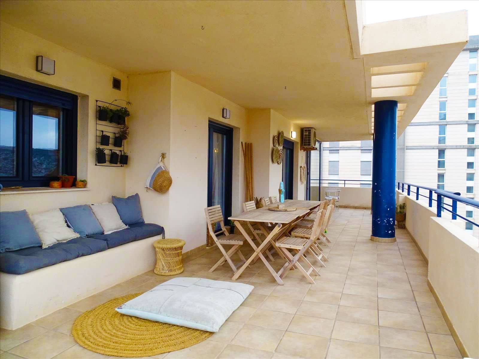 2 bedroom Apartment for sale in Calpe / Calp with garage - € 550,000 (Ref: 7935265)