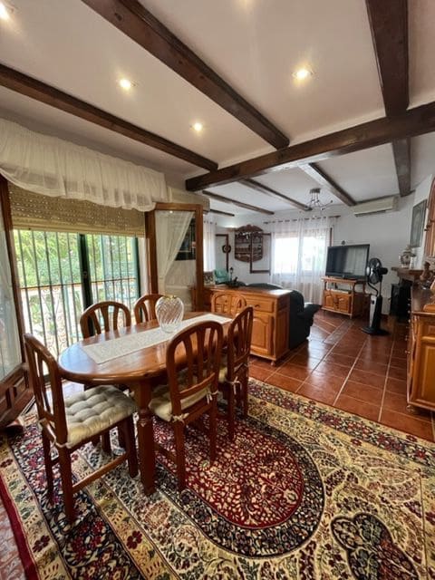 4 bedroom Villa for sale in Calpe / Calp with pool garage - € 999,999 (Ref: 7935266)