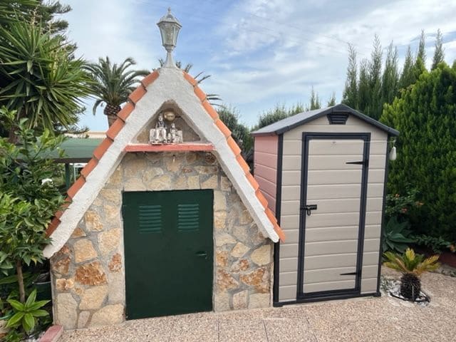 4 bedroom Villa for sale in Calpe / Calp with pool garage - € 999,999 (Ref: 7935266)