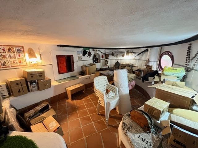 4 bedroom Villa for sale in Calpe / Calp with pool garage - € 999,999 (Ref: 7935266)