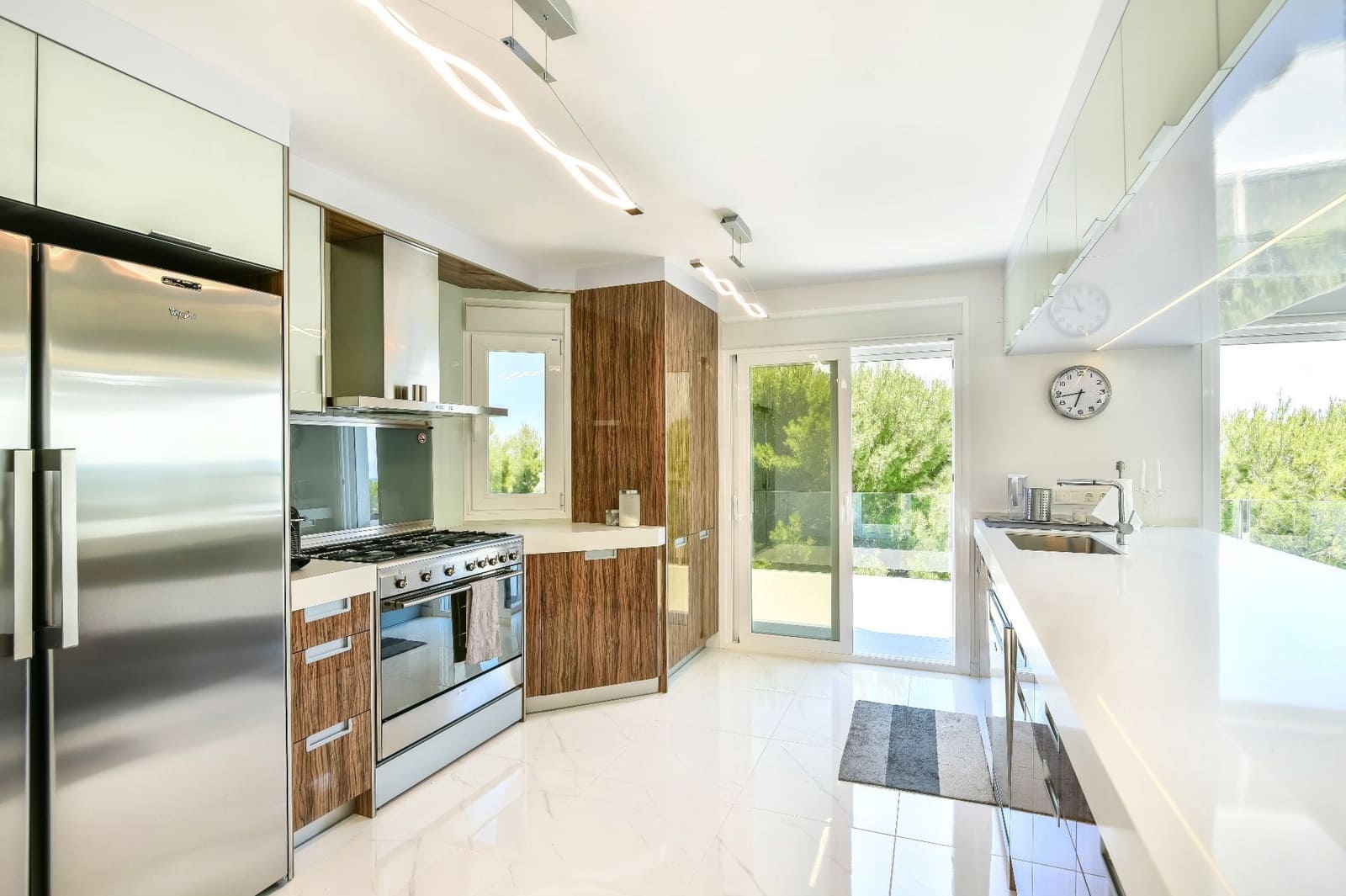 5 sypialnia Willa na sprzedaż w Calpe / Calp z basenem garażem - 1 375 000 € (Ref: 7935276)