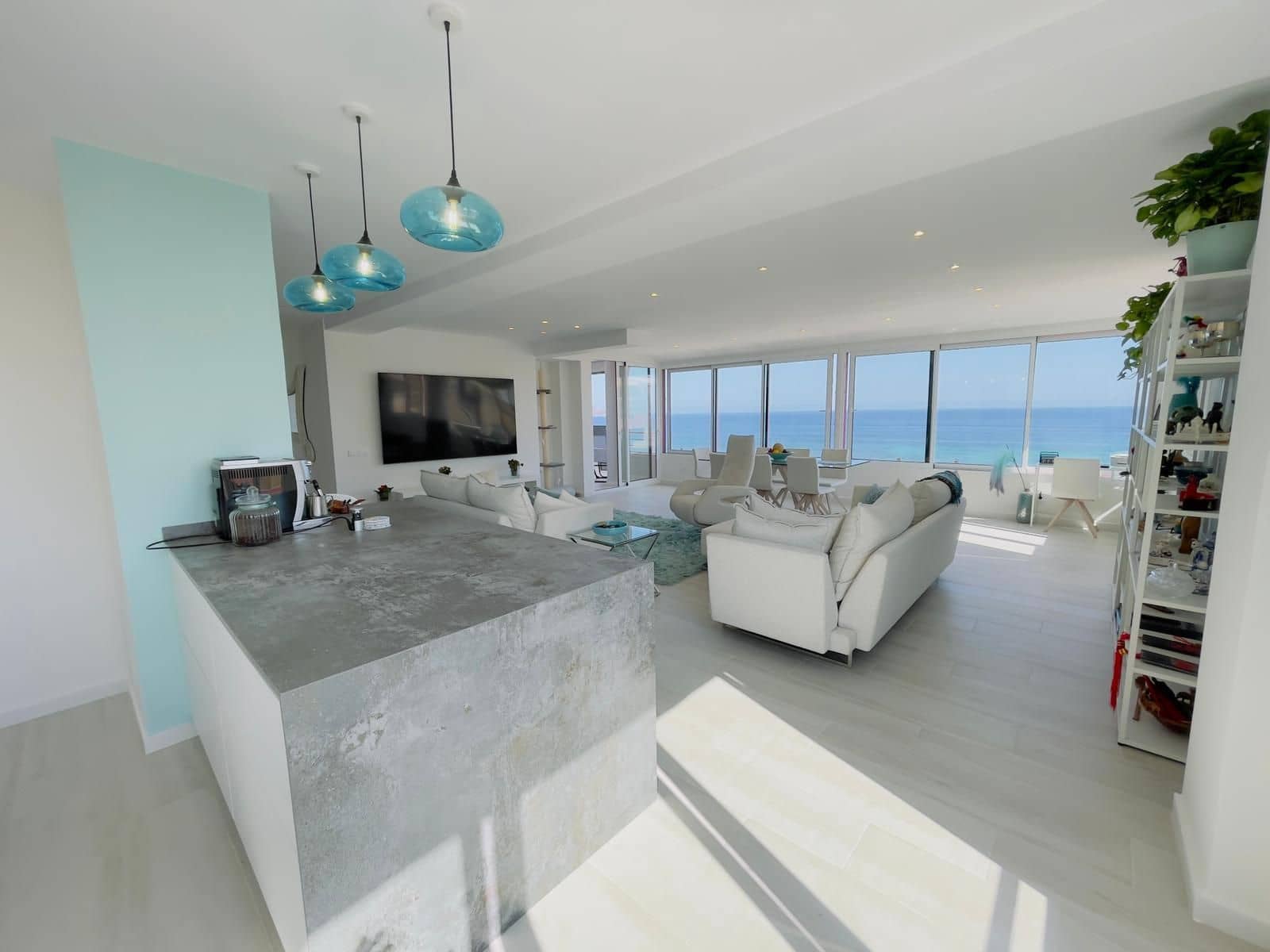 2 Zimmer Penthouse zu verkaufen in Calpe / Calp mit Pool Garage - 1.050.000 € (Ref: 7935303)