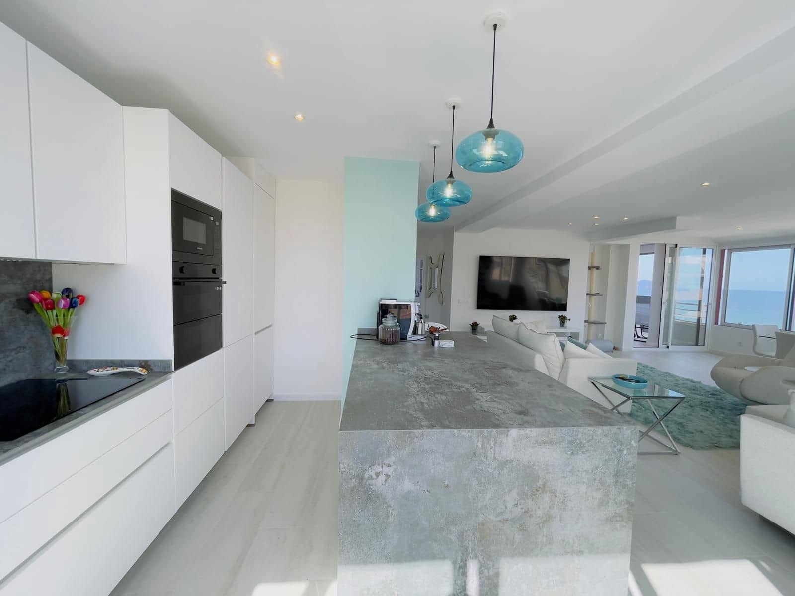 2 Zimmer Penthouse zu verkaufen in Calpe / Calp mit Pool Garage - 1.050.000 € (Ref: 7935303)