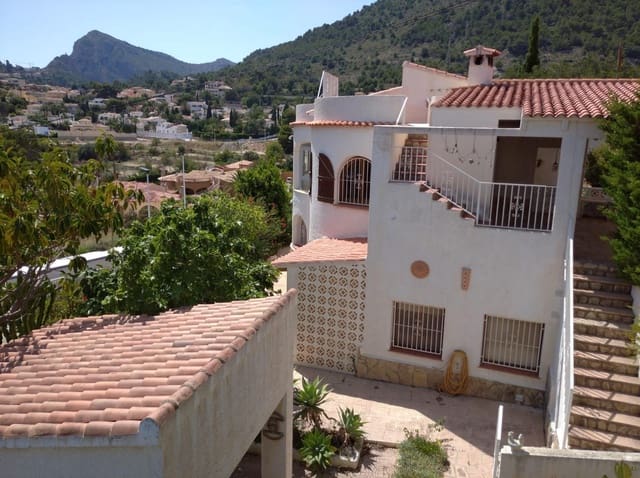 5 bedroom Villa for sale in Canuta, Calpe / Calp with pool garage - € 1,249,900 (Ref: 7935304)