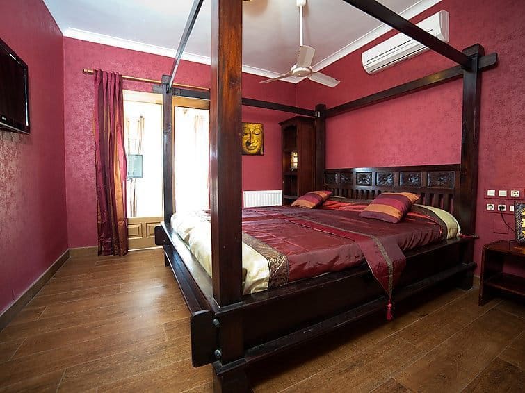 5 chambre Villa/Maison à vendre à Calpe / Calp avec piscine garage - 975 000 € (Ref: 7935305)