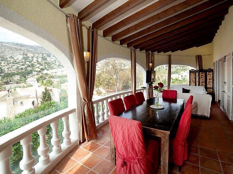 5 chambre Villa/Maison à vendre à Calpe / Calp avec piscine garage - 975 000 € (Ref: 7935305)