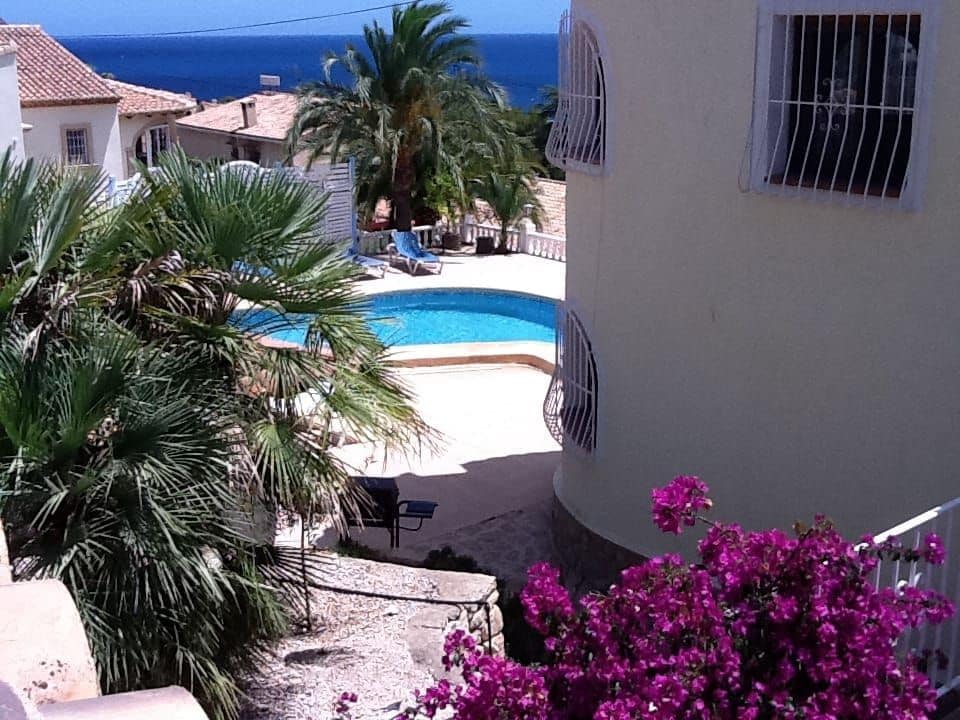 5 chambre Villa/Maison à vendre à Calpe / Calp avec piscine garage - 975 000 € (Ref: 7935305)