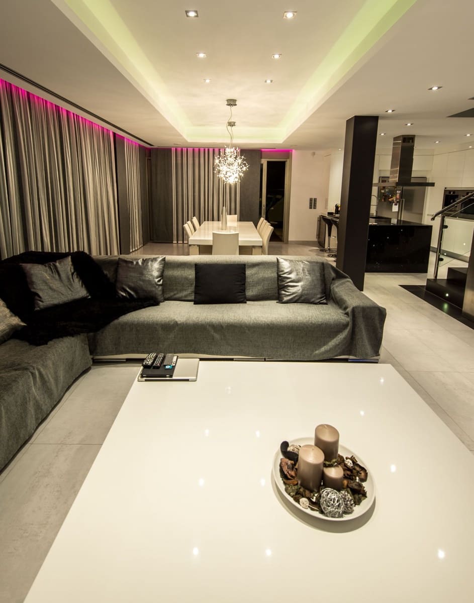 4 soveværelse Villa til salg i Calpe / Calp med swimmingpool garage - € 1.890.000 (Ref: 7935306)