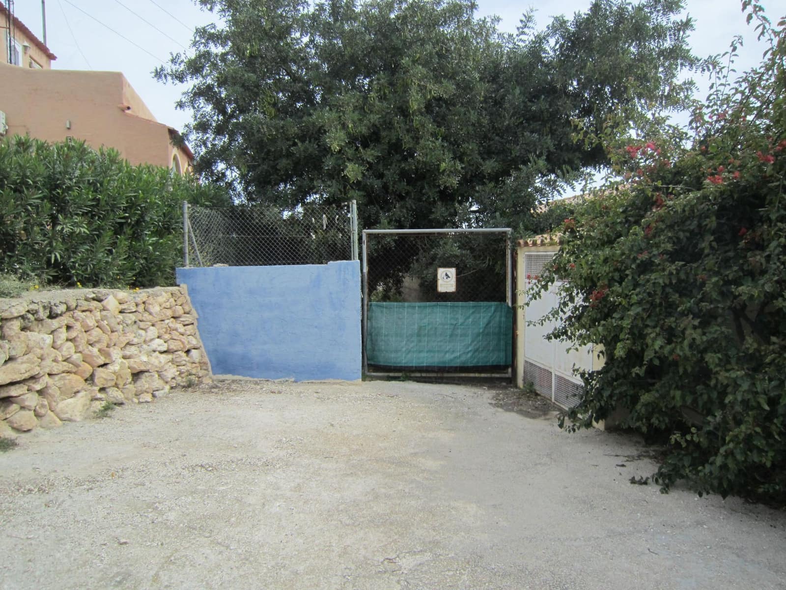 Grunde uden byggetilladelser til salg i Calpe / Calp - € 160.000 (Ref: 7935312)