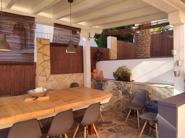 6 slaapkamer Villa te koop in Canuta, Calpe / Calp met zwembad garage - € 845.000 (Ref: 7935338)