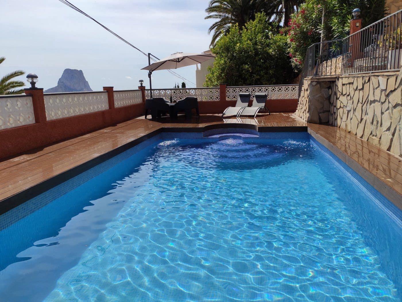 6 bedroom Villa for sale in Calpe / Calp with pool garage - € 845,000 (Ref: 7935338)