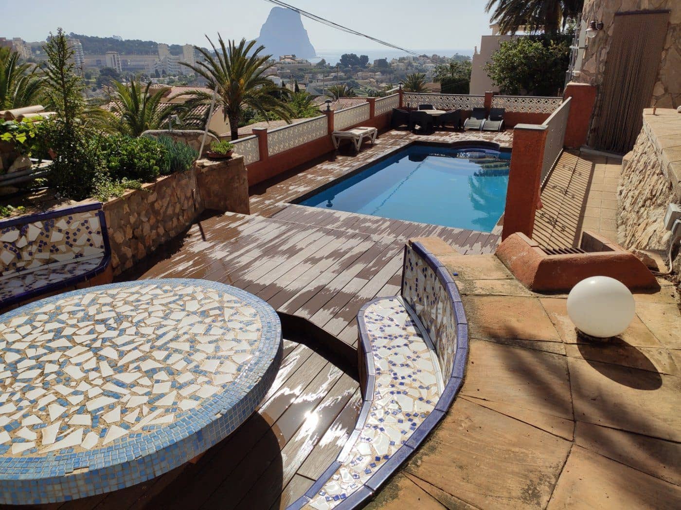 6 bedroom Villa for sale in Calpe / Calp with pool garage - € 845,000 (Ref: 7935338)