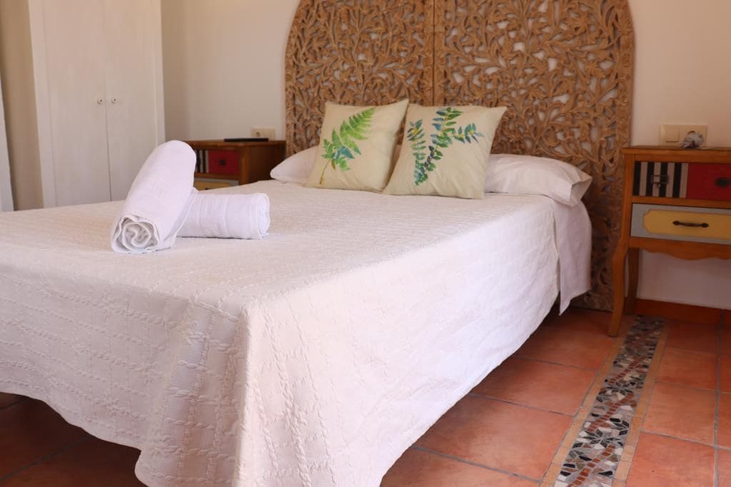 11 soveværelse Hotel til salg i Calpe / Calp med swimmingpool garage - € 850.000 (Ref: 7935340)