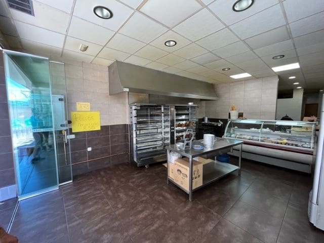 Kommersiell til salgs i Calpe / Calp - € 305 000 (Ref: 7935345)