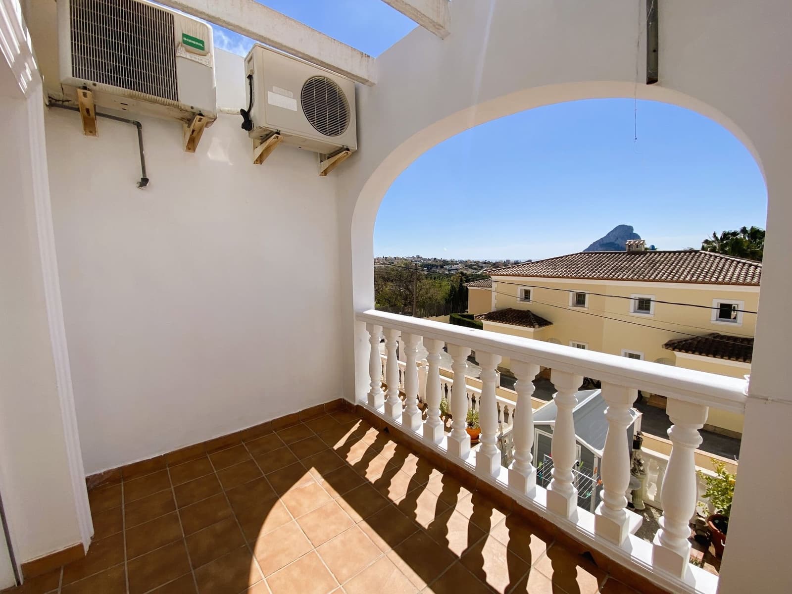 2 soveværelse Bungalow til salg i Calpe / Calp med swimmingpool garage - € 232.000 (Ref: 8419234)