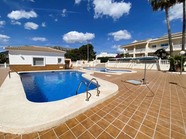 2 bedroom Bungalow for sale in Gargasindi, Calpe / Calp with pool garage - € 232,000 (Ref: 8419234)