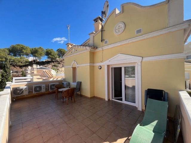 3 soverom Bungalow til salgs i Calpe / Calp med svømmebasseng garasje - € 475 000 (Ref: 8514217)