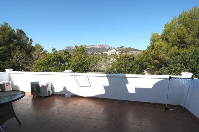 3 chambre Villa/Maison à vendre à Calpe / Calp avec piscine - 459 000 € (Ref: 8529292)