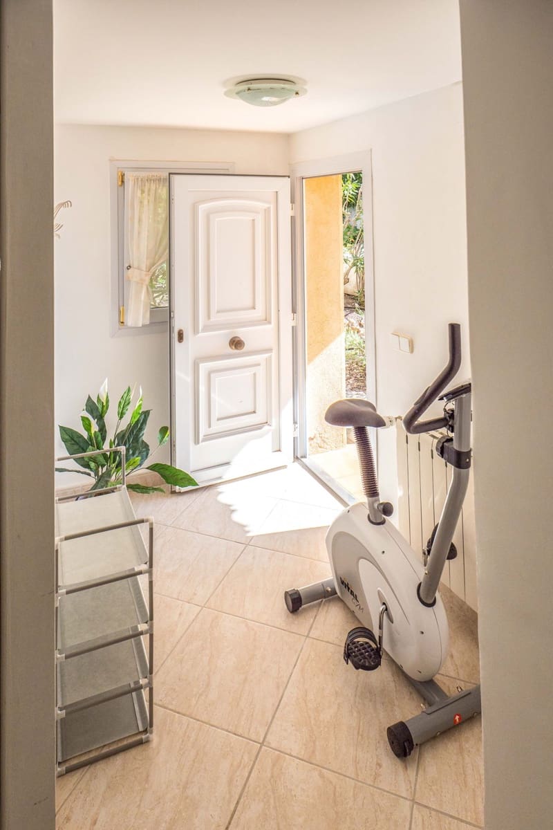 3 bedroom Villa for sale in Calpe / Calp with pool garage - € 950,000 (Ref: 8538154)