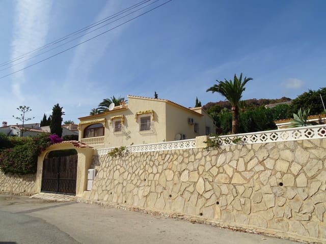 3 slaapkamer Villa te koop in Cometa - Carrió, Calpe / Calp met zwembad garage - € 490.000 (Ref: 8679496)